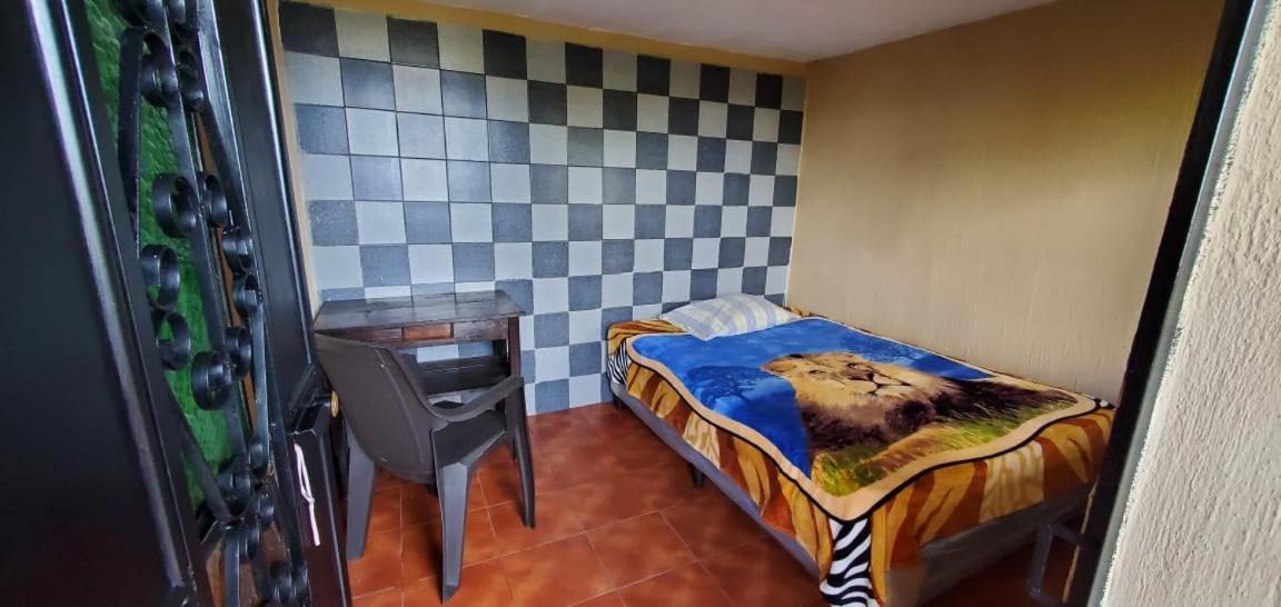 Bed and Breakfast Casa Guillermo Batz Сан-Педро-Ла-Лагуна Экстерьер фото
